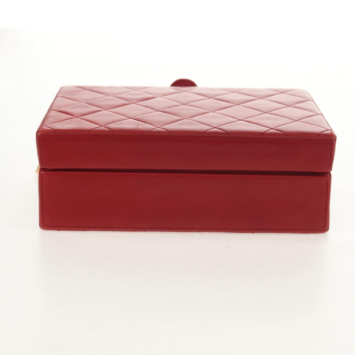 CHANEL Matelasse Chain Shoulder Bag Leather Red Gold CC Auth 152456V