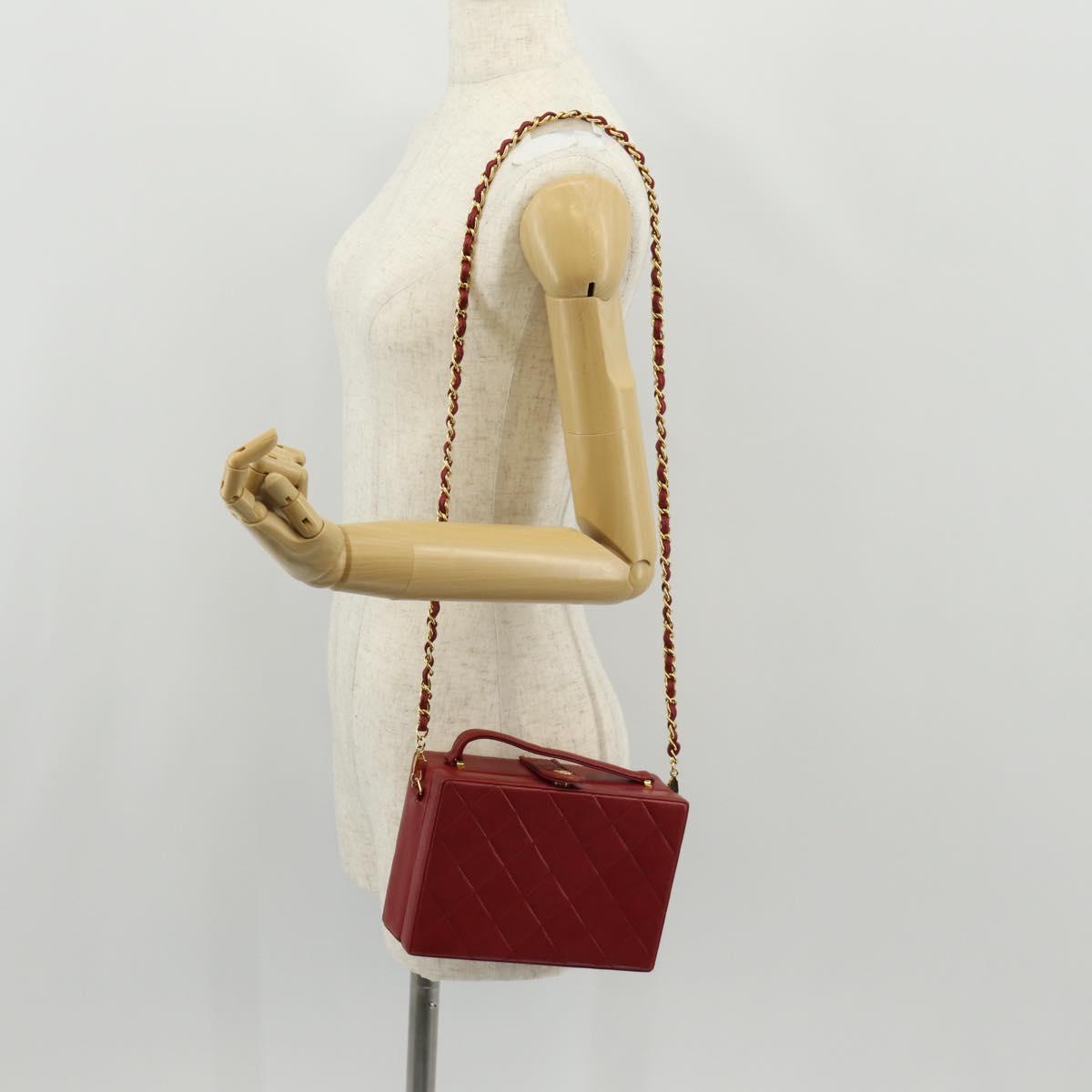 CHANEL Matelasse Chain Shoulder Bag Leather Red Gold CC Auth 152456V