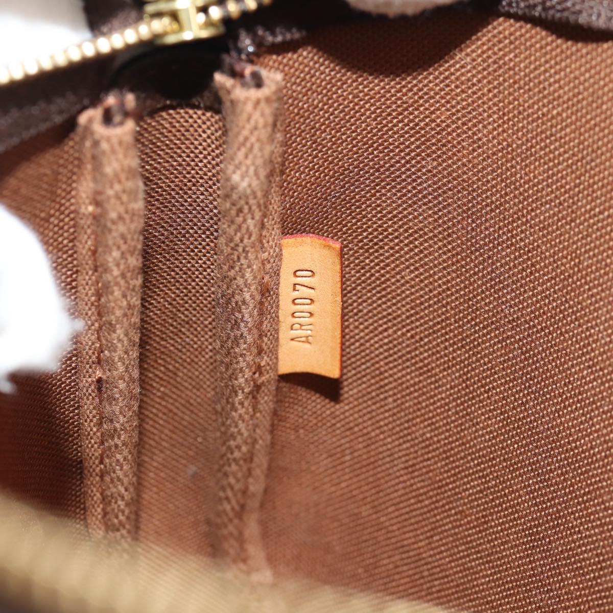 LOUIS VUITTON Monogram Pochette Accessoires Pouch M51980 LV Auth 152599V