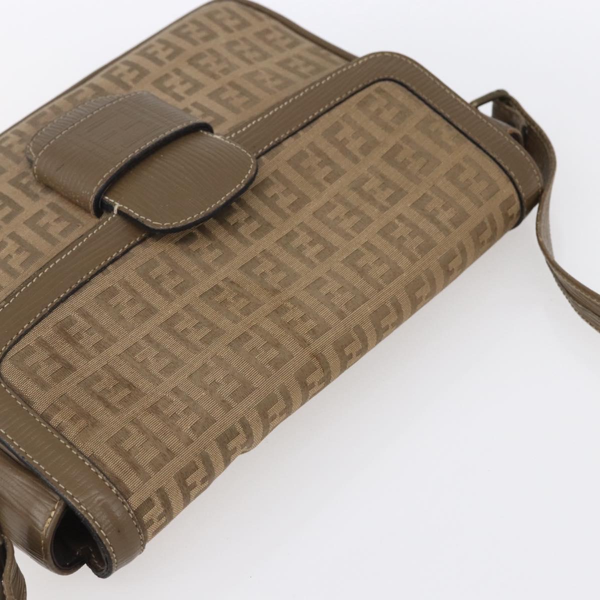FENDI Zucchino Canvas Shoulder Bag Beige Auth 152611