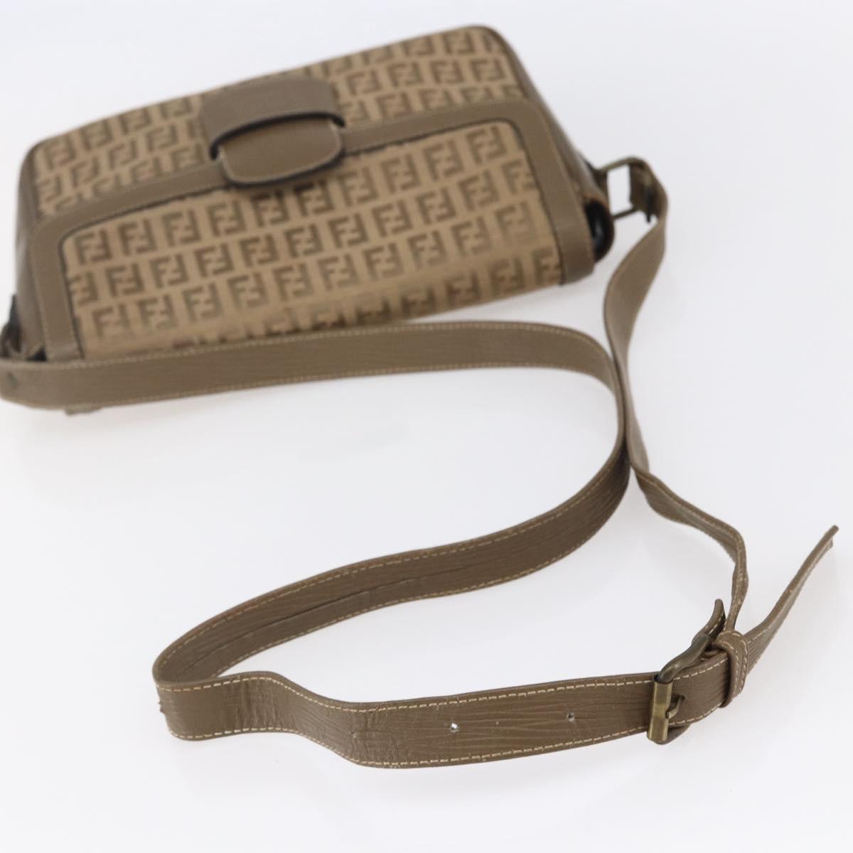 FENDI Zucchino Canvas Shoulder Bag Beige Auth 152611