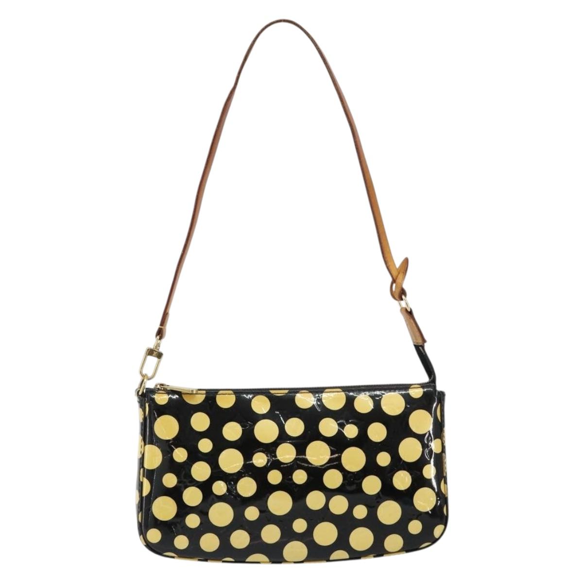 LOUIS VUITTON Vernis Yayoi Kusama Pochette Accessoires Black M91427 Auth 152796
