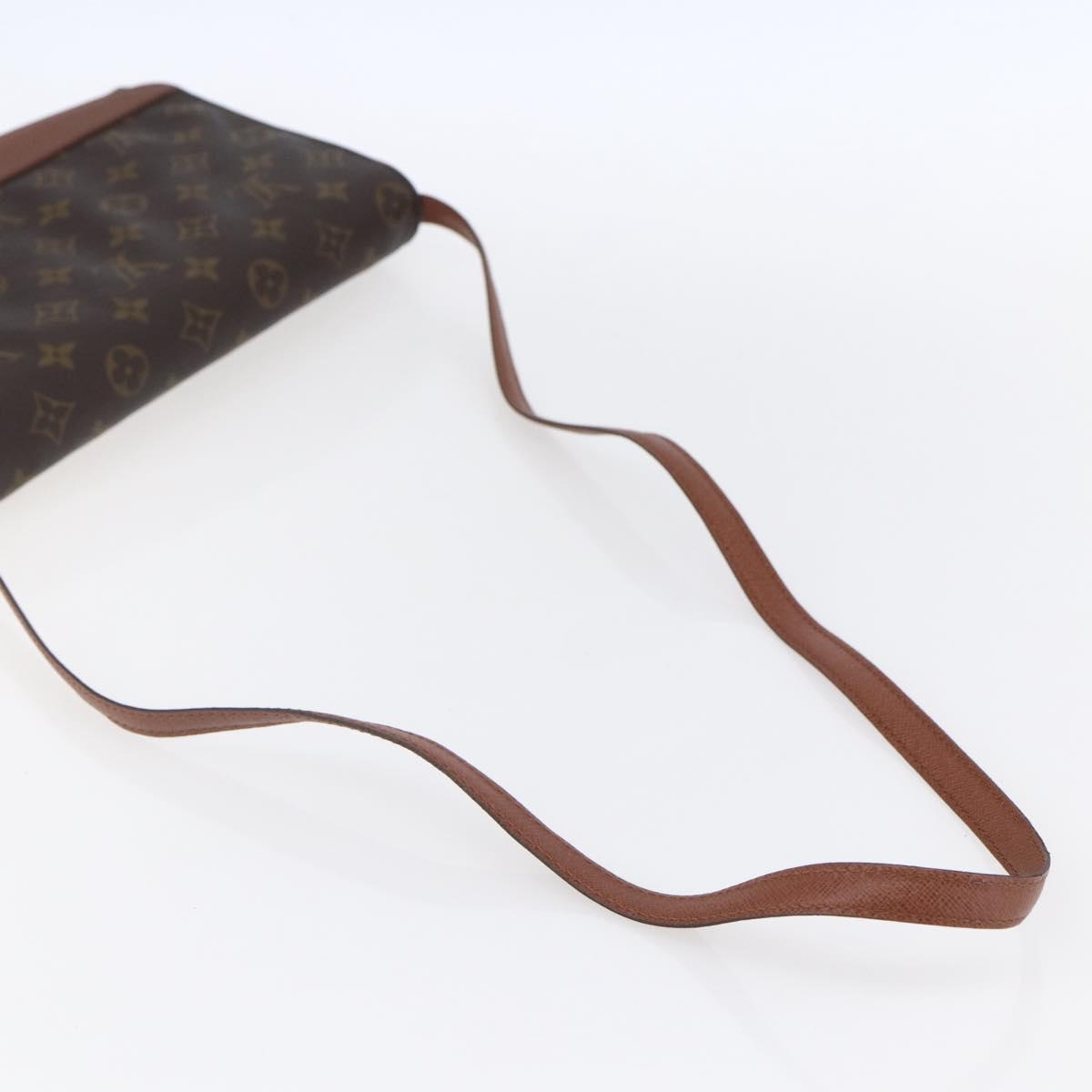 LOUIS VUITTON Monogram Bordeaux 27 Shoulder Bag M51797 LV Auth 152863A