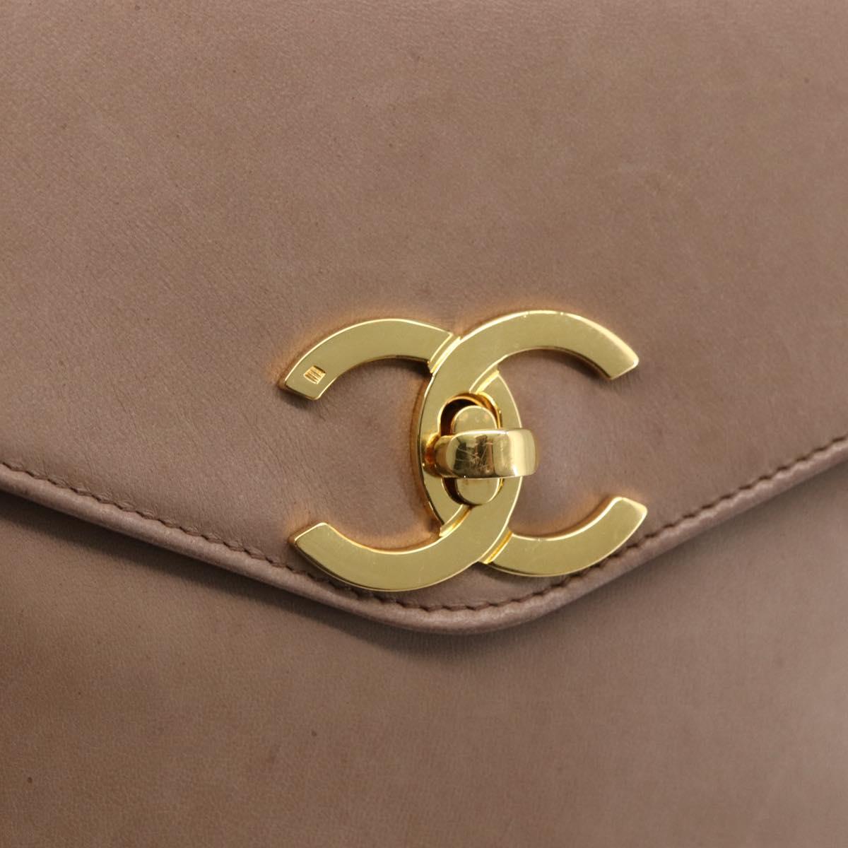 CHANEL Here Chain Shoulder Bag Lamb Skin Beige Gold CC Auth 152897A