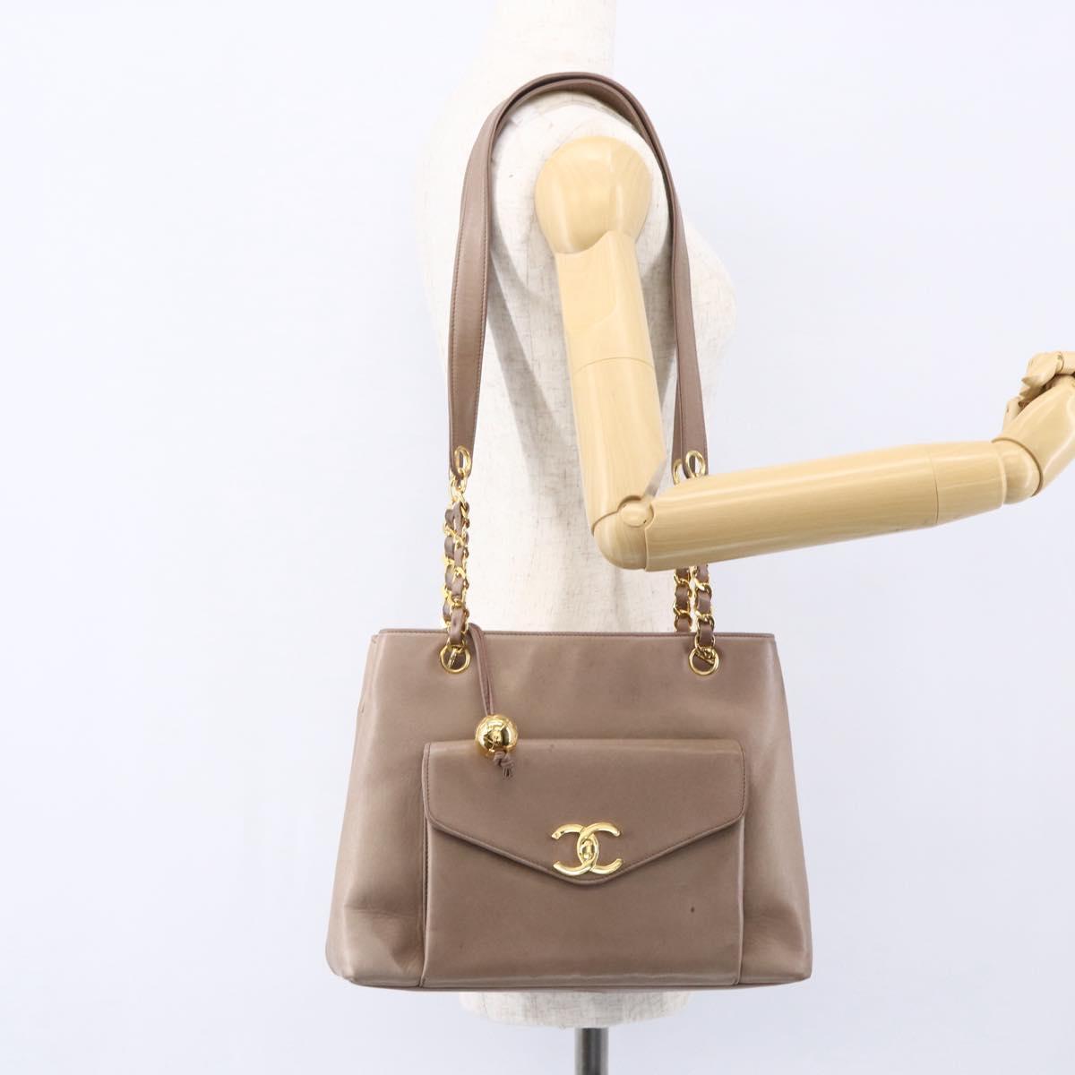 CHANEL Here Chain Shoulder Bag Lamb Skin Beige Gold CC Auth 152897A