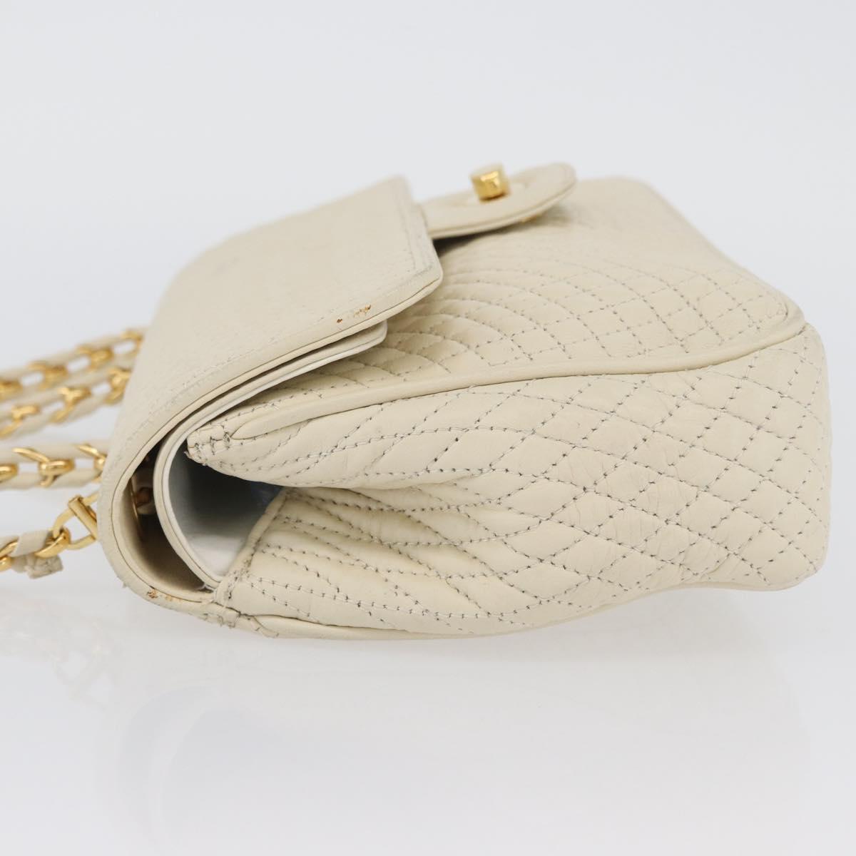 BALLY Quilted Chain Shoulder Bag Leather White Gold Auth 153254