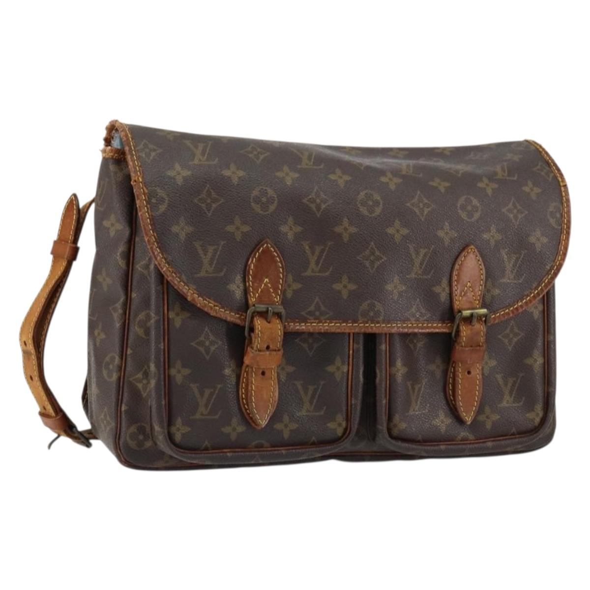 LOUIS VUITTON Monogram Sac Basas Japon Shoulder Bag M99013 LV Auth 153404