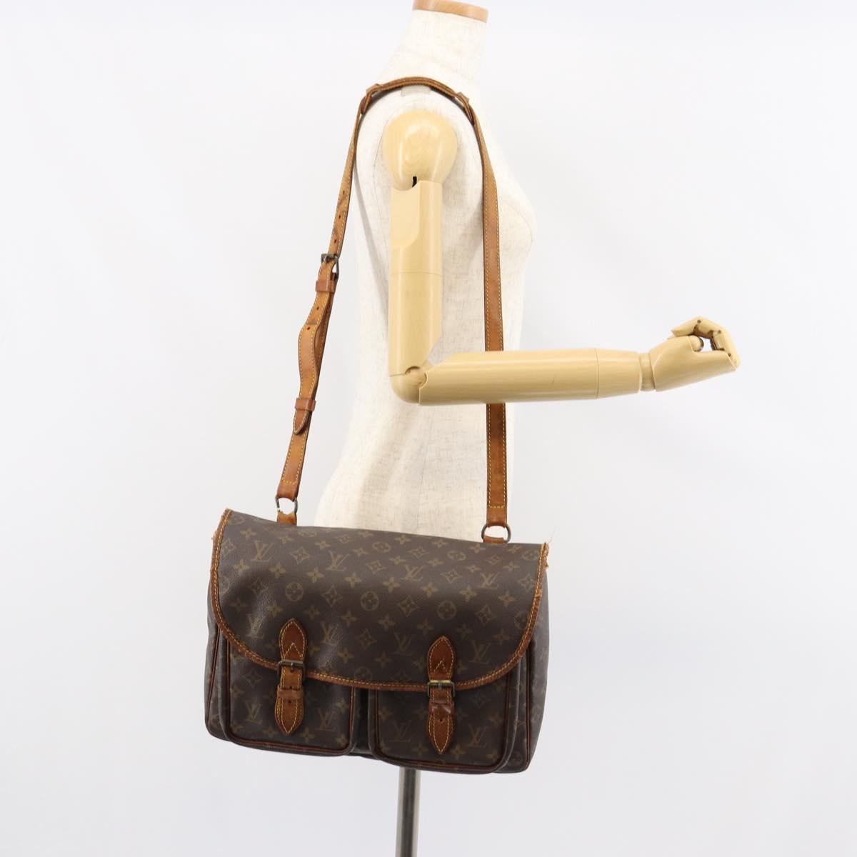 LOUIS VUITTON Monogram Sac Basas Japon Shoulder Bag M99013 LV Auth 153404