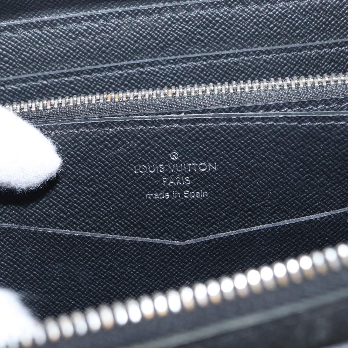 LOUIS VUITTON Taiga Zippy XL Long Wallet Black M44275 LV Auth 153416