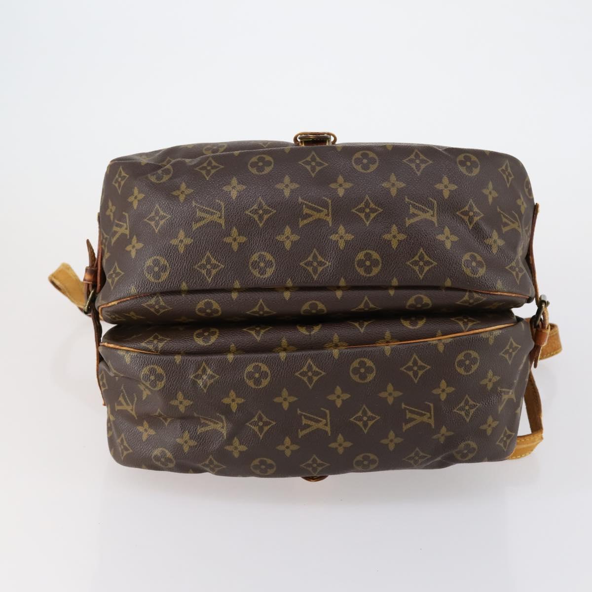 LOUIS VUITTON Monogram Saumur 30 Shoulder Bag M42256 LV Auth 153435