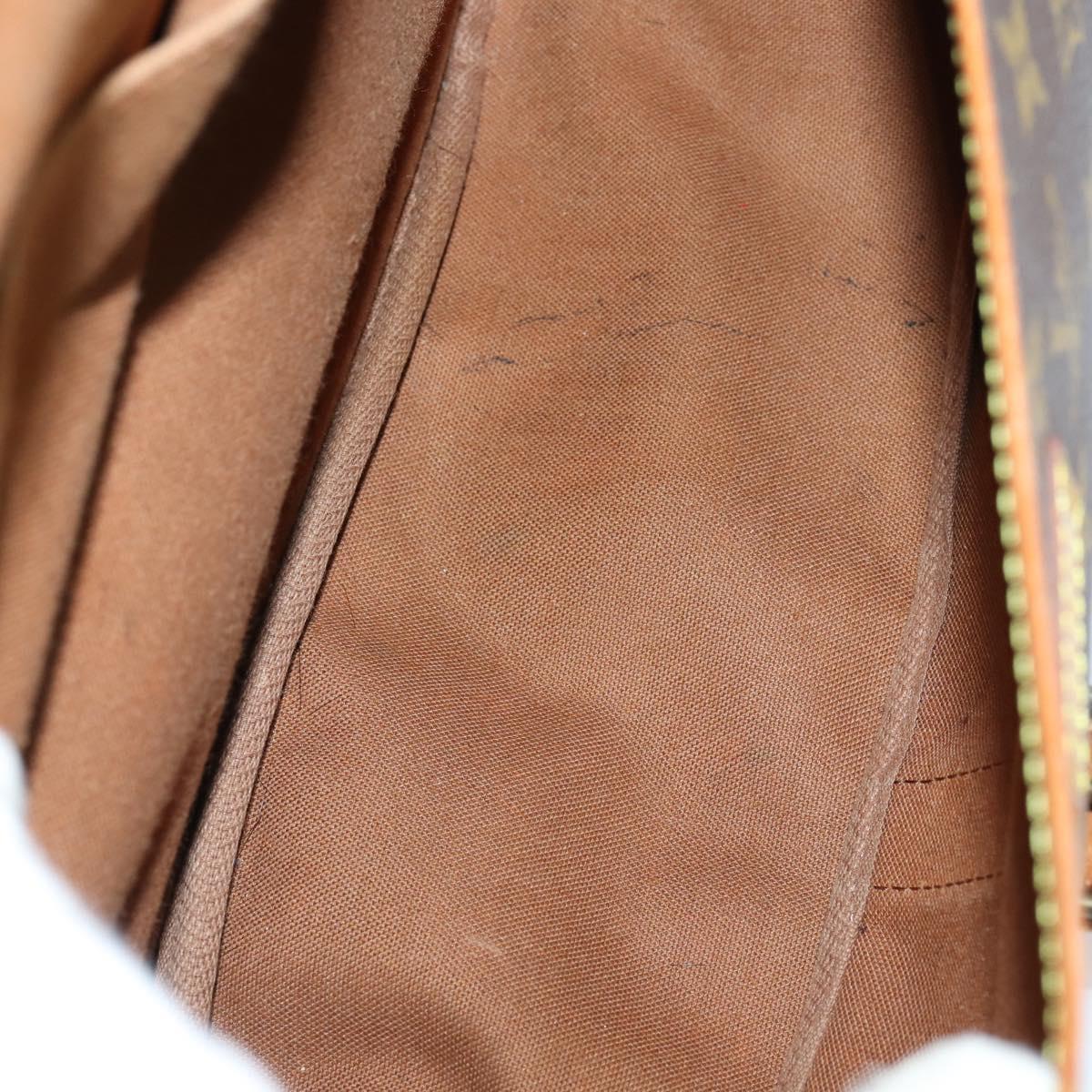 LOUIS VUITTON Monogram Saumur 30 Shoulder Bag M42256 LV Auth 153435