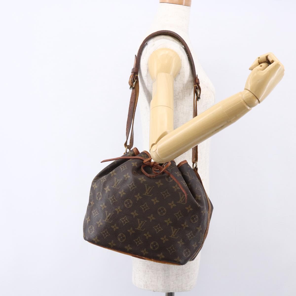 LOUIS VUITTON Monogram Petit Noe Shoulder Bag M42226 LV Auth 153532