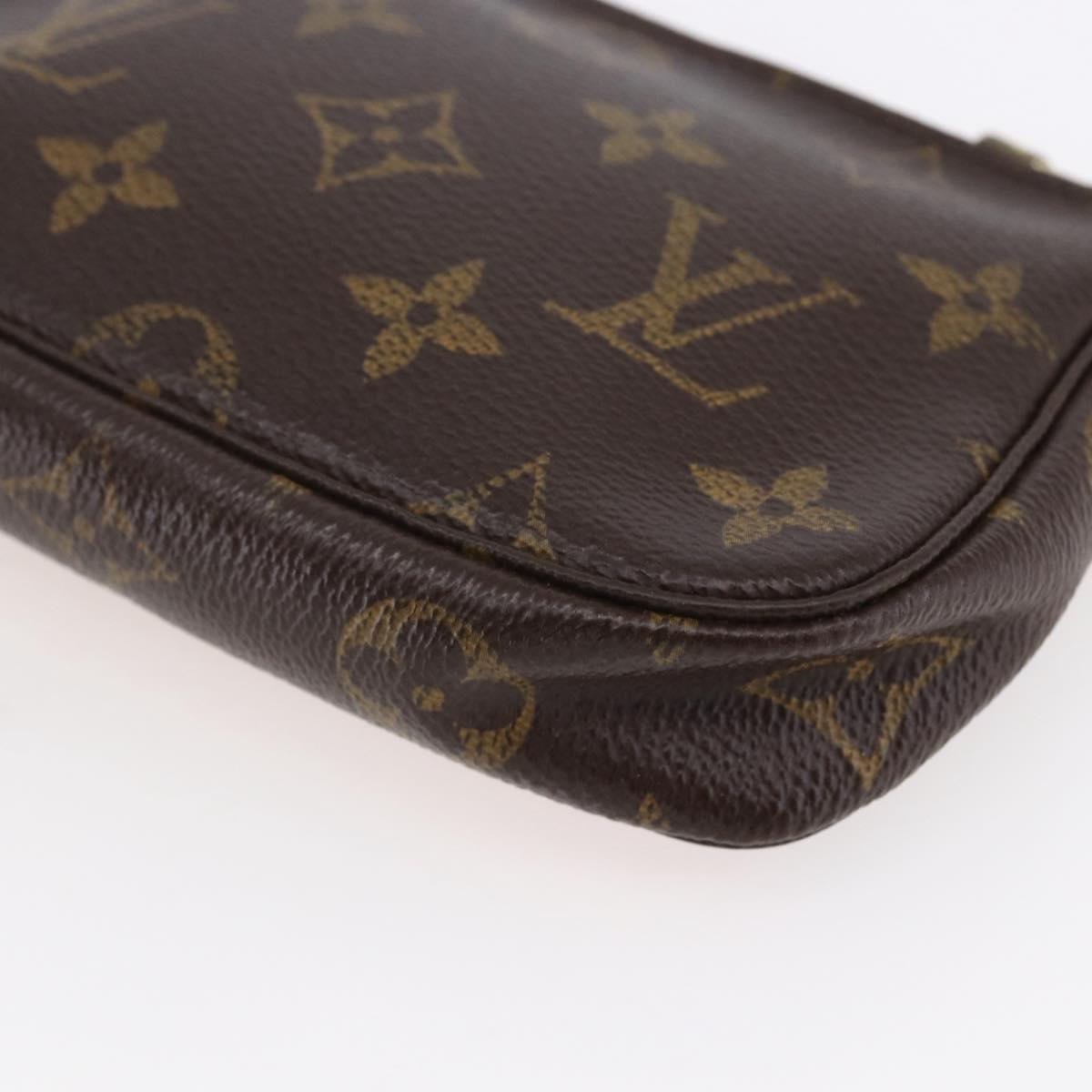 LOUIS VUITTON Christmas Limited Mini Pochette Accessoires M41655 Auth 153564