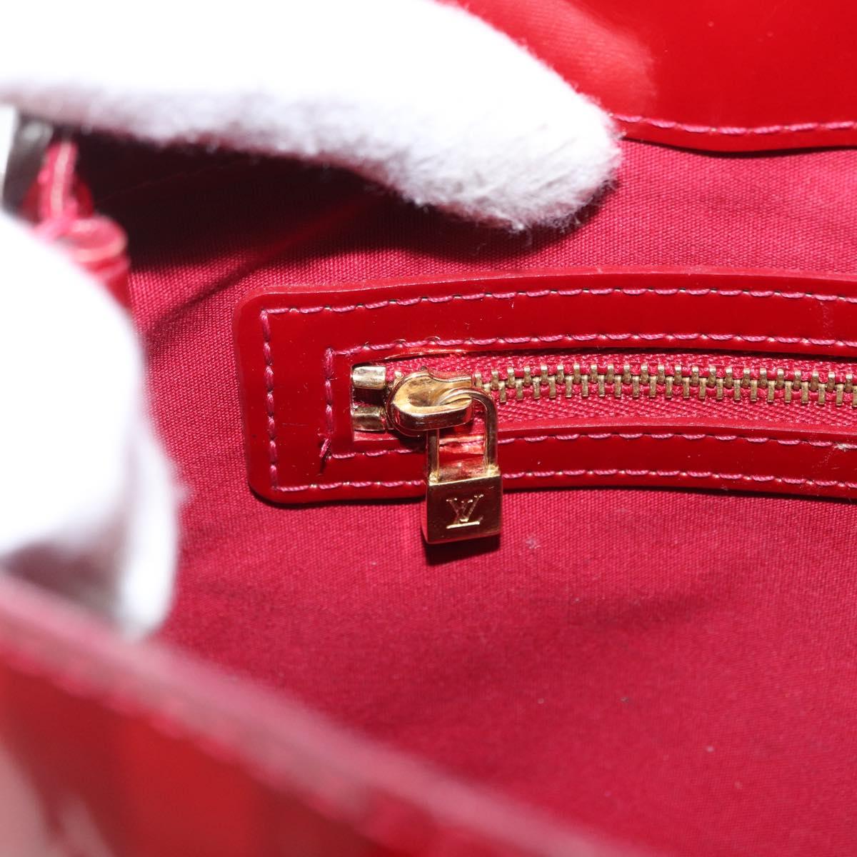 LOUIS VUITTON VernisRayure Wilshire PM Bag Pomme D'amour M91701 LV Auth 153595V