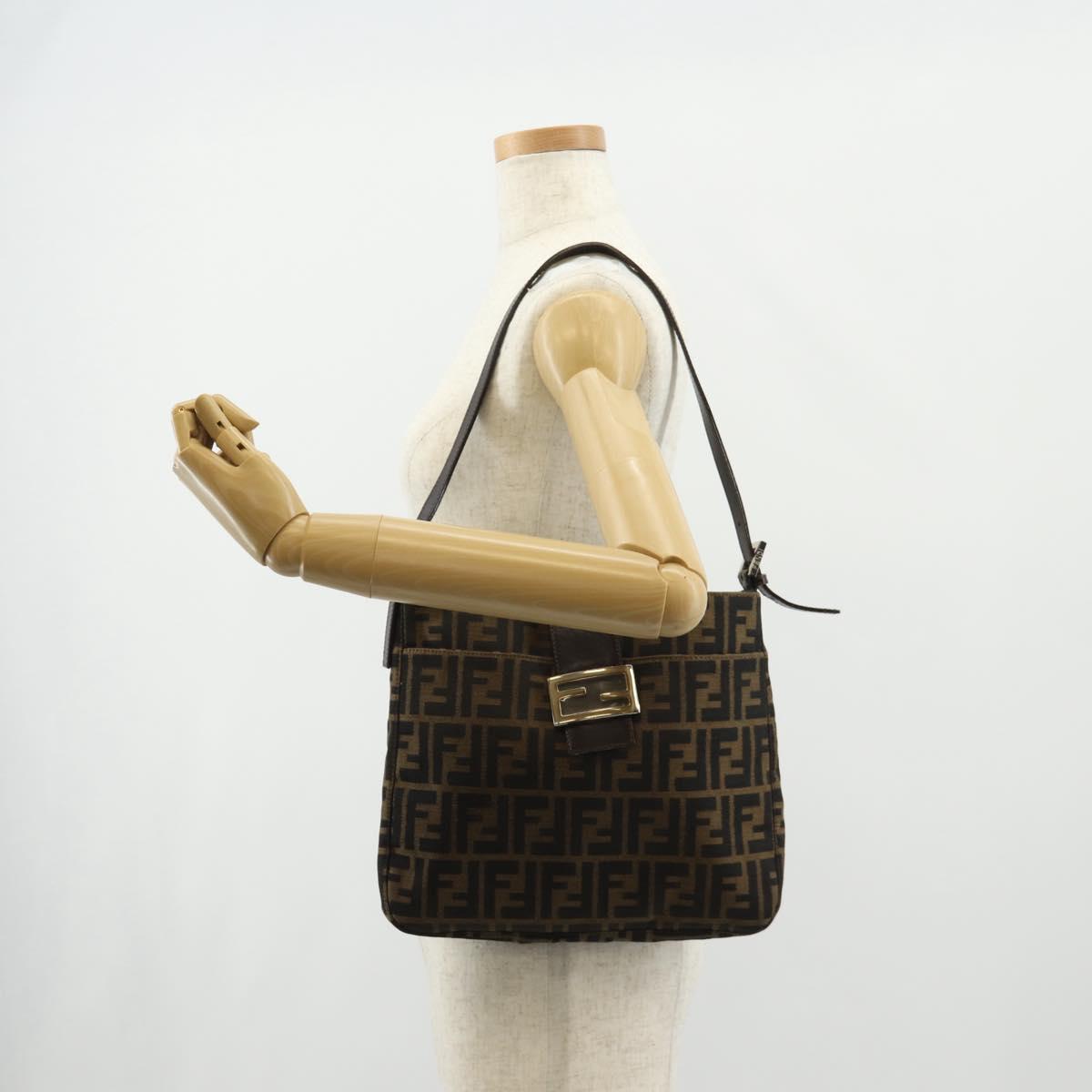 FENDI Zucca Canvas Mamma Baguette Shoulder Bag Black Brown Auth 153620SAV