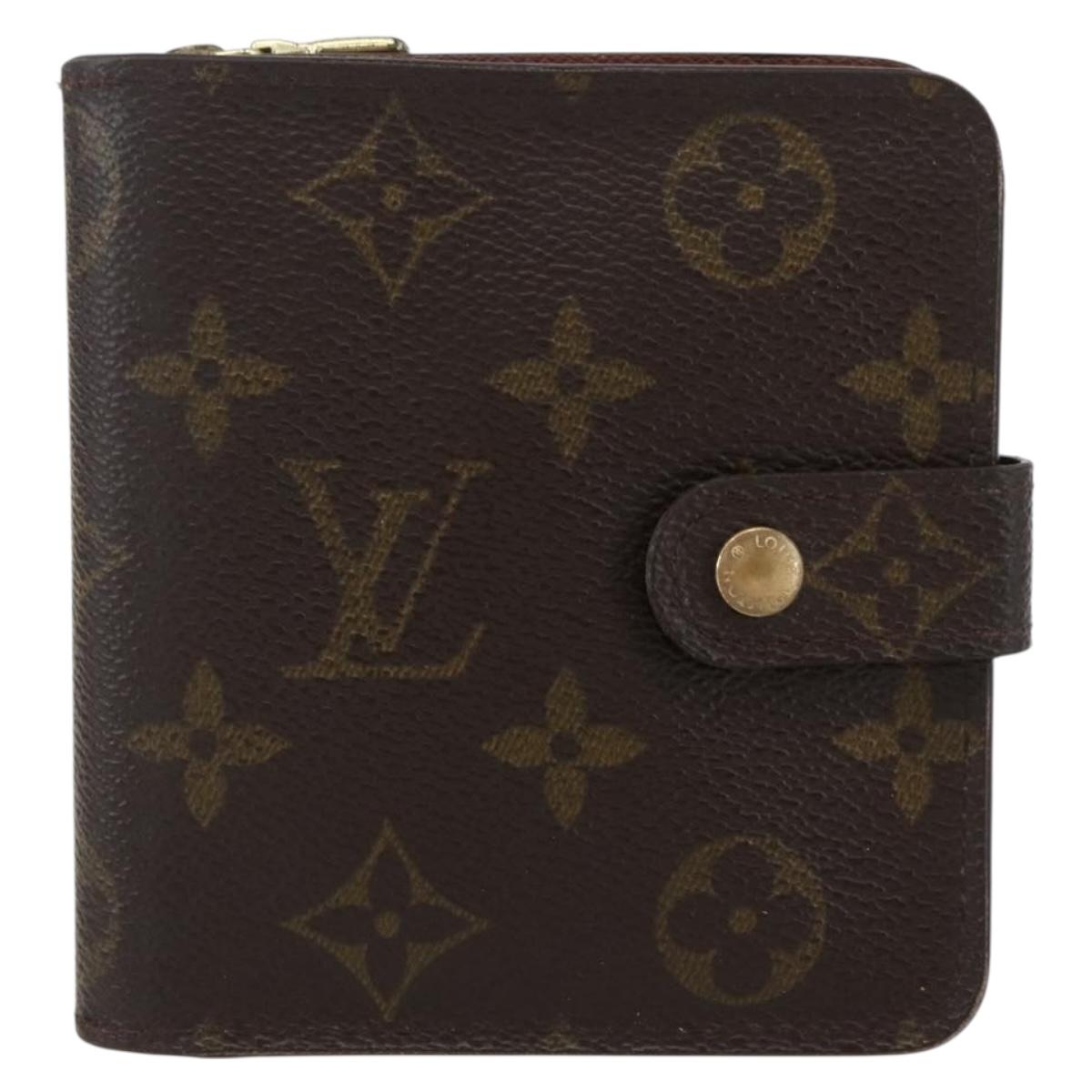 LOUIS VUITTON Monogram Compact zip Wallet M61667 LV Auth 153671