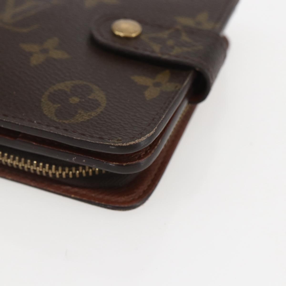 LOUIS VUITTON Monogram Compact zip Wallet M61667 LV Auth 153671