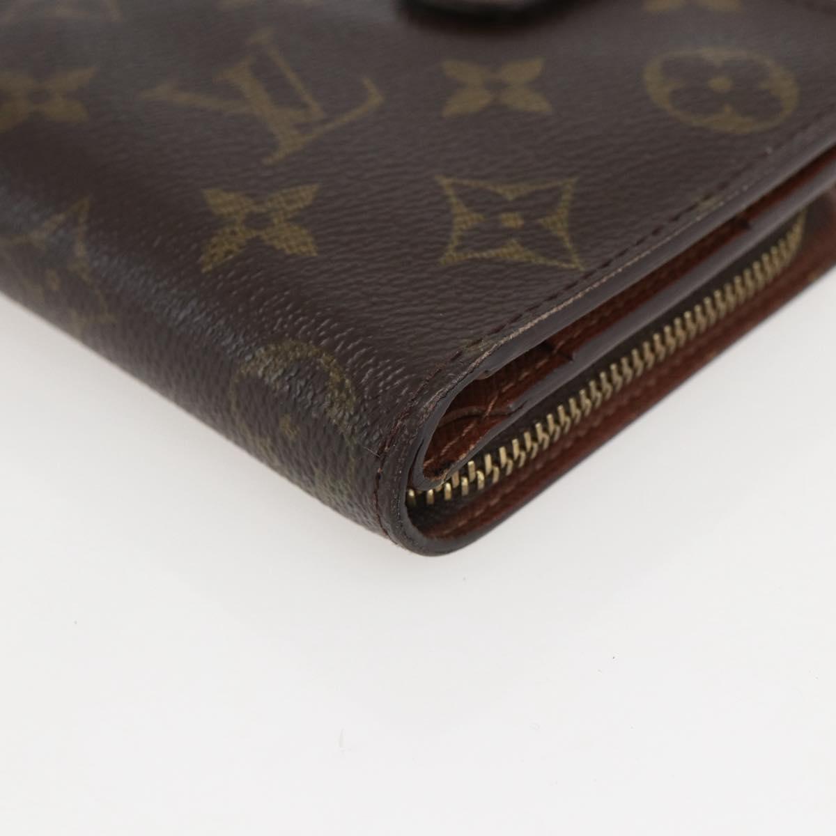 LOUIS VUITTON Monogram Compact zip Wallet M61667 LV Auth 153671