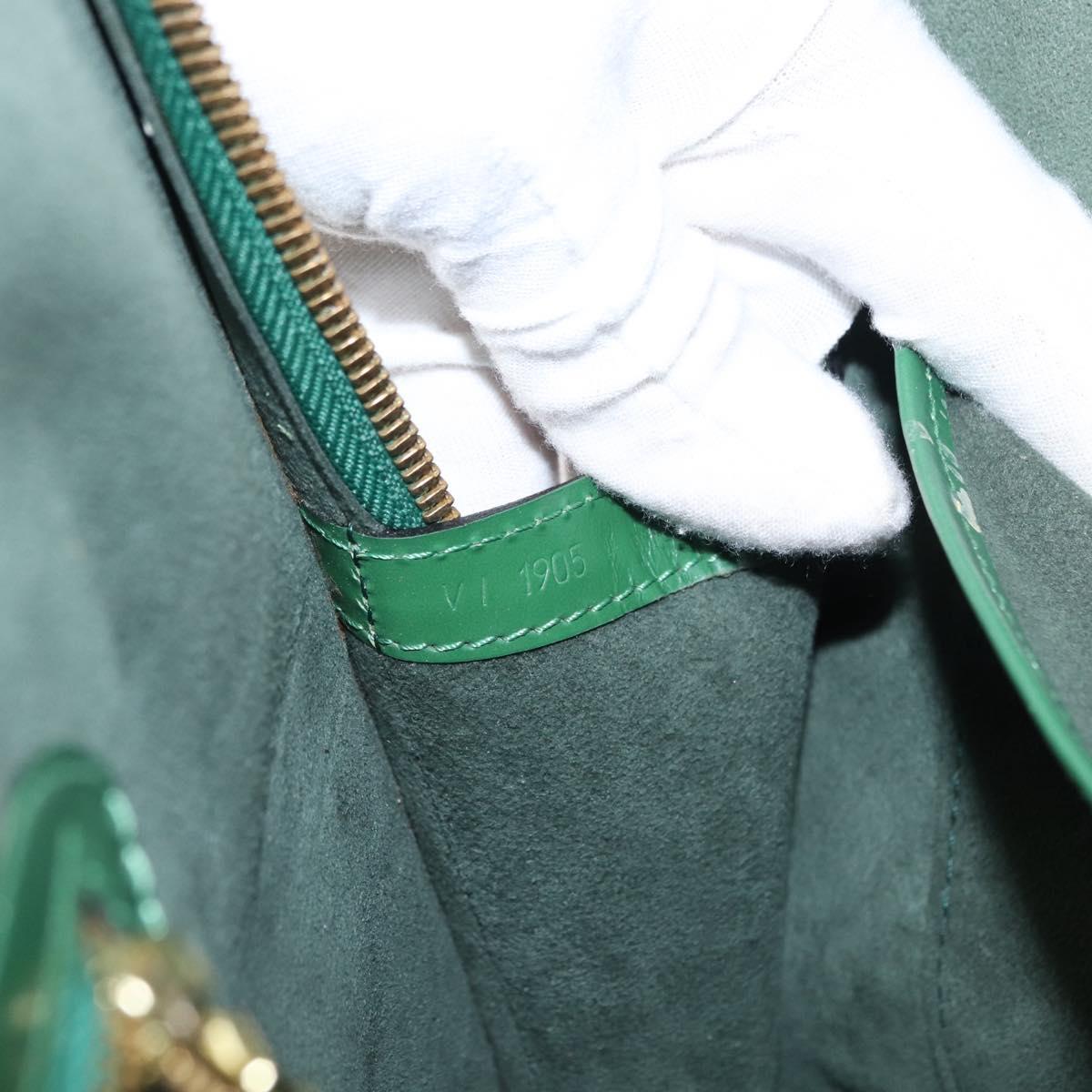 LOUIS VUITTON Epi Lussac Shoulder Bag Green M52284 LV Auth 153890