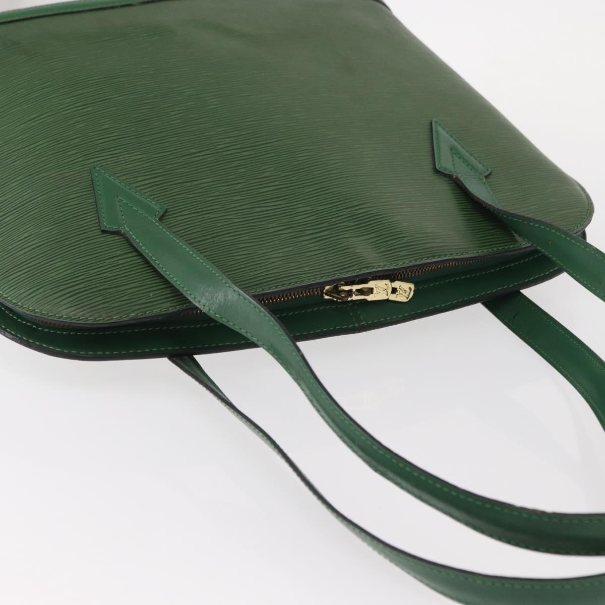 LOUIS VUITTON Epi Lussac Shoulder Bag Green M52284 LV Auth 153890