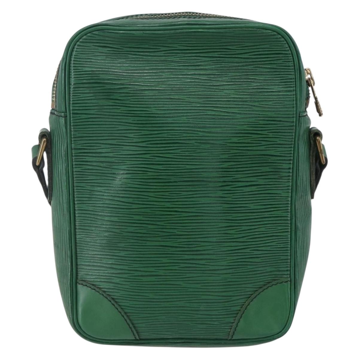 LOUIS VUITTON Epi Danube Shoulder Bag Green M45634 LV Auth 153891