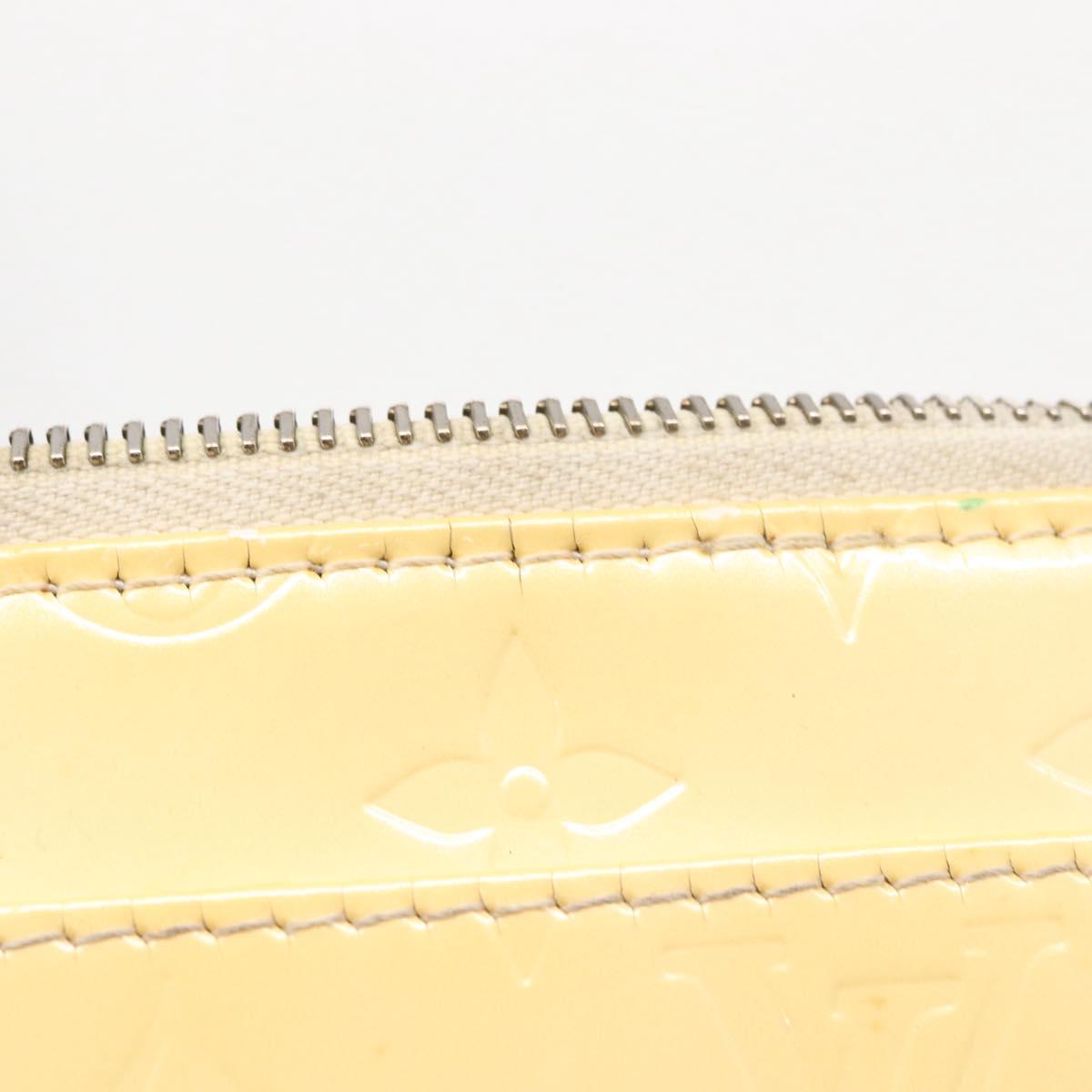 LOUIS VUITTON Monogram Vernis Minna Street Shoulder Bag Perle M91509 Auth 153907