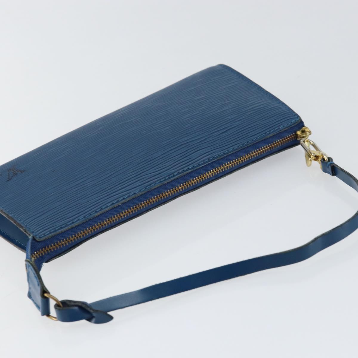 LOUIS VUITTON Epi Pochette Accessoires Accessory Pouch Blue M52985 Auth 153939