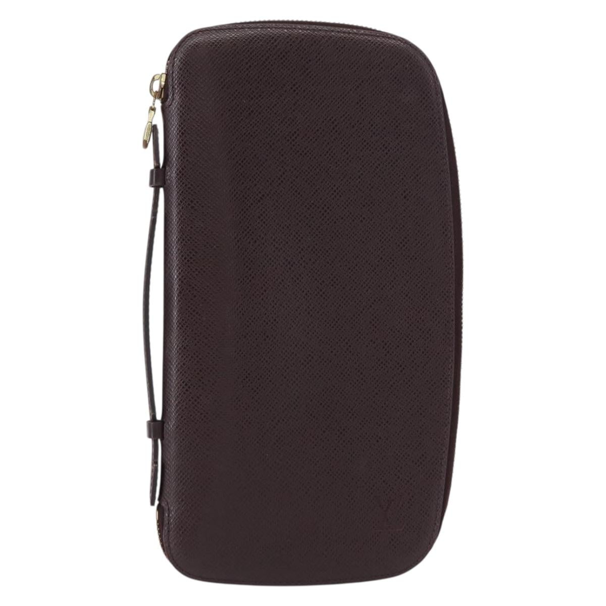 LOUIS VUITTON Taiga Organizer Atoll Travel Case Acajou M30656 LV Auth 154018