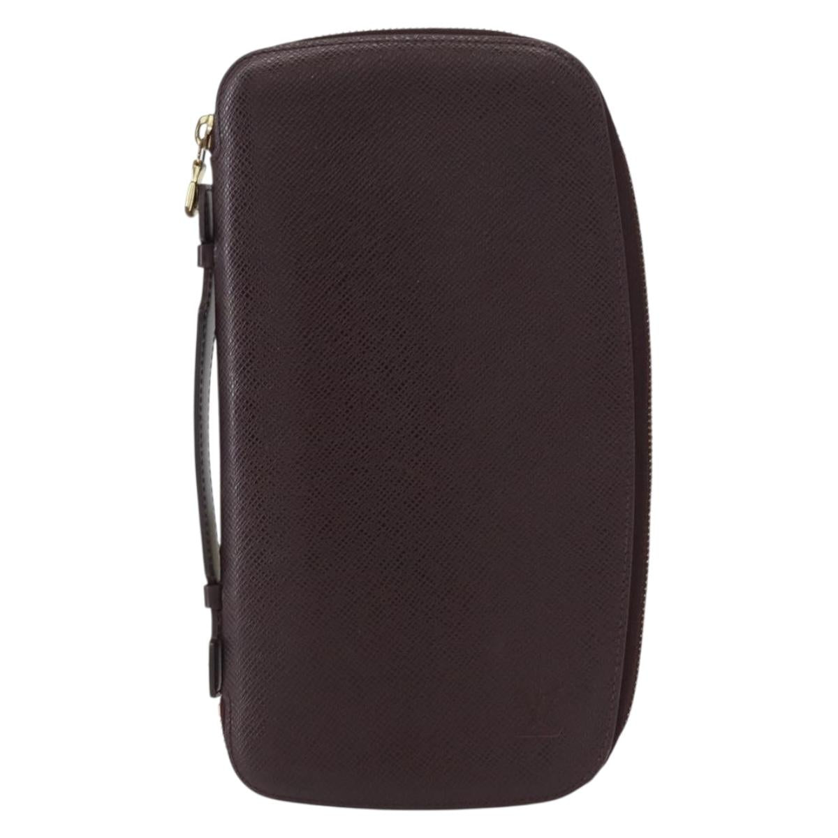 LOUIS VUITTON Taiga Organizer Atoll Travel Case Acajou M30656 LV Auth 154018