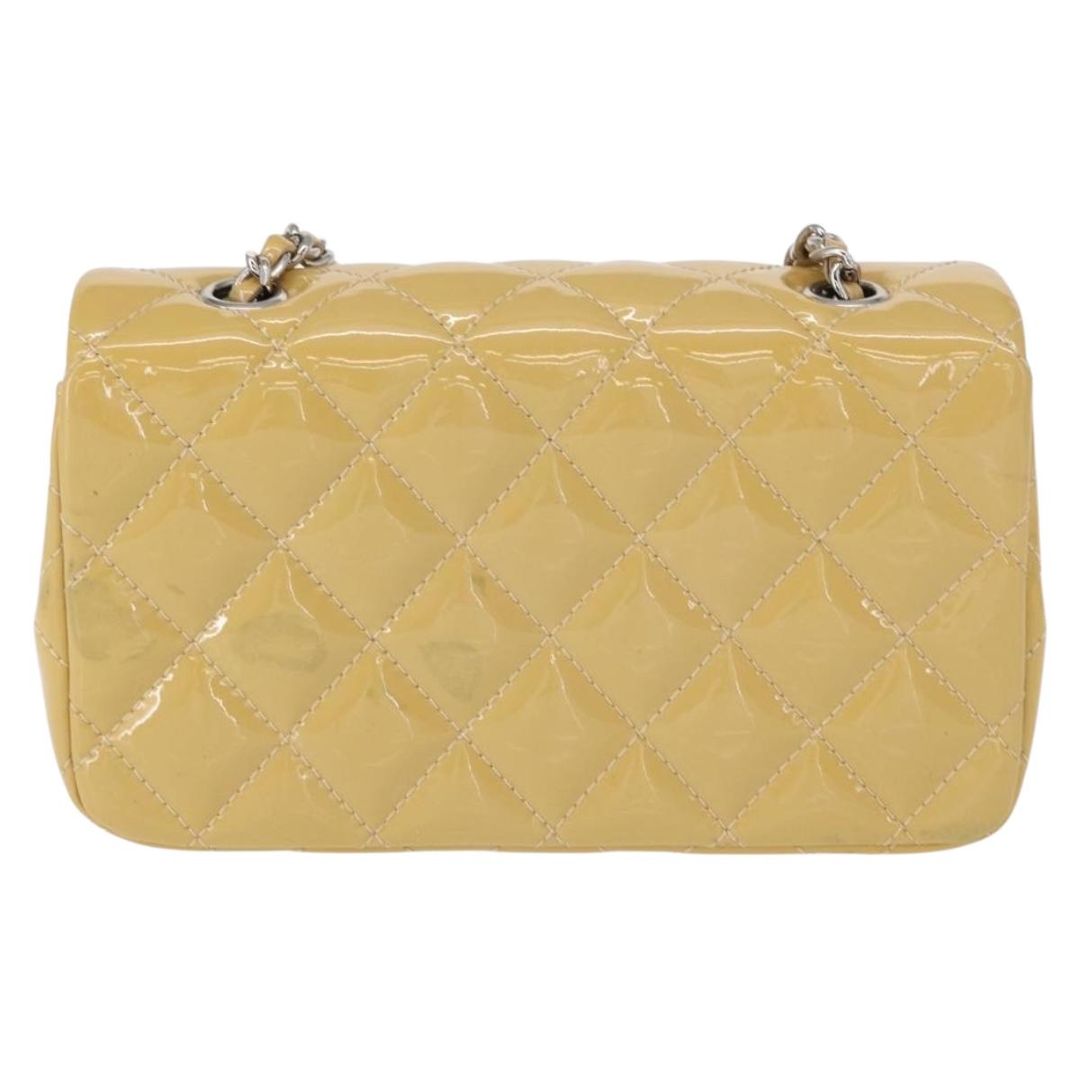 CHANEL Matelasse 17 Chain Shoulder Bag Enamel Yellow Gold CC Auth 154061