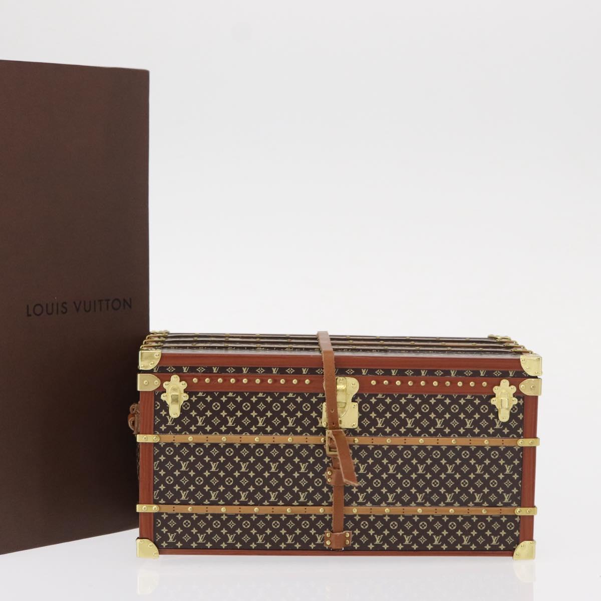 LOUIS VUITTON Miss France Paper Weight Brown M99408 LV Auth 154063