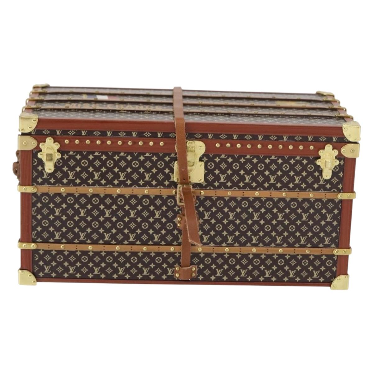 LOUIS VUITTON Miss France Paper Weight Brown M99408 LV Auth 154063