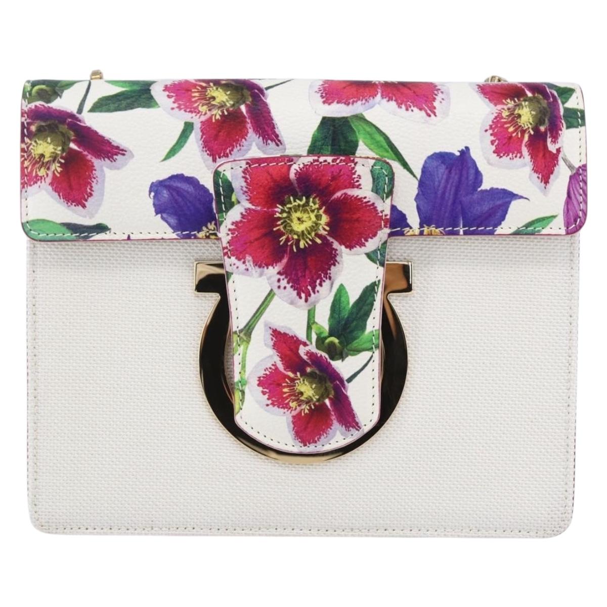 Salvatore Ferragamo Chain Gancini Bag Canvas Multicolor Gold Auth 154076SAM