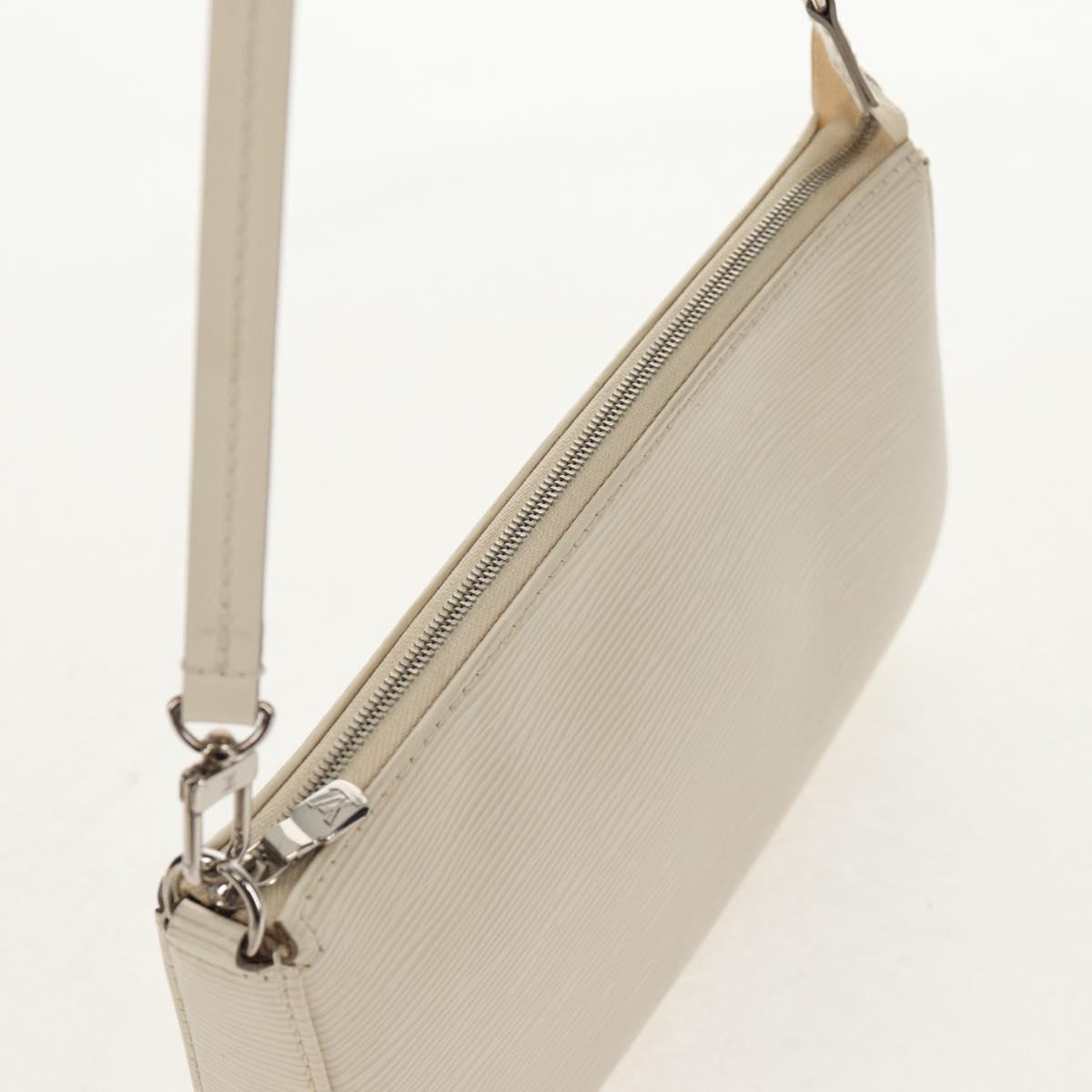 LOUIS VUITTON Epi Pochette Accessoires Pouch White M4077J LV Auth 154090V