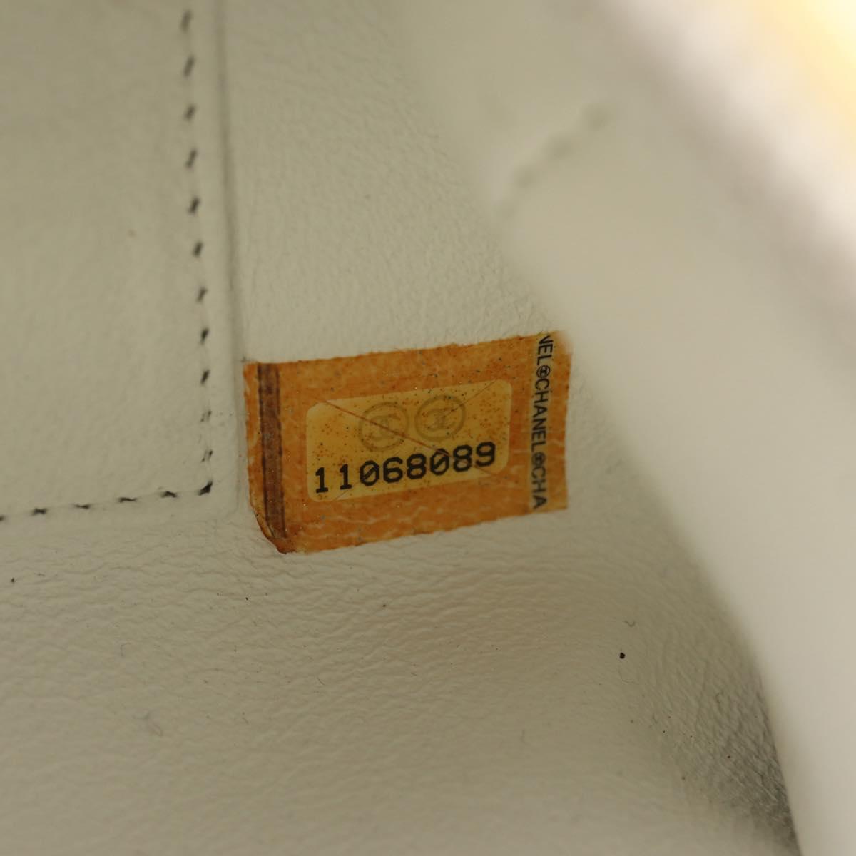 CHANEL Matelasse Chain Shoulder Bag Patent leather Yellow Silver CC Auth 154112V