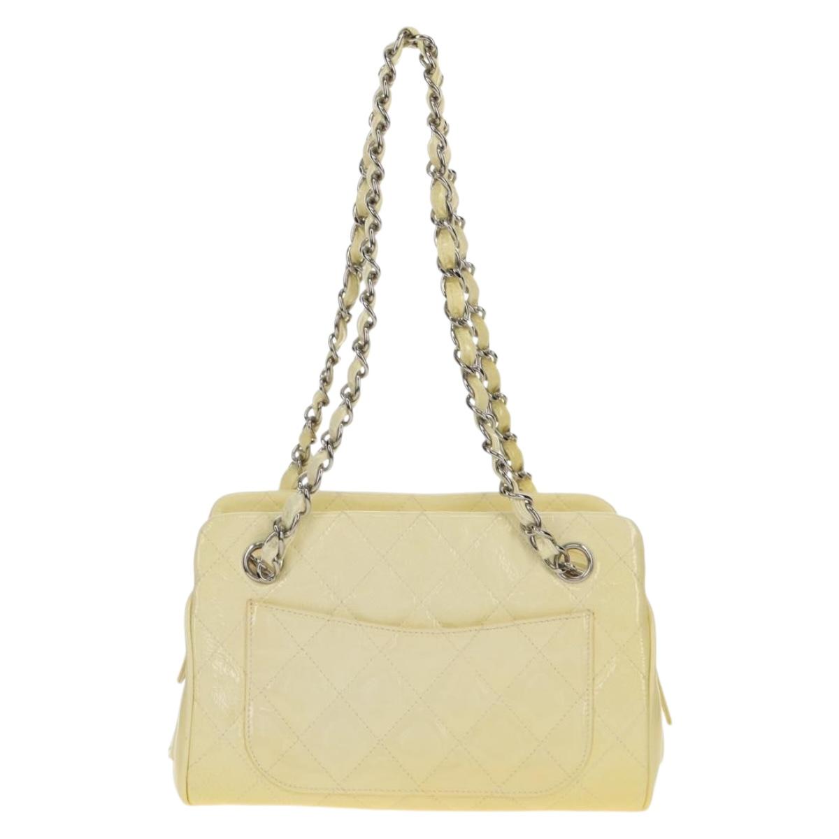 CHANEL Matelasse Chain Shoulder Bag Patent leather Yellow Silver CC Auth 154112V