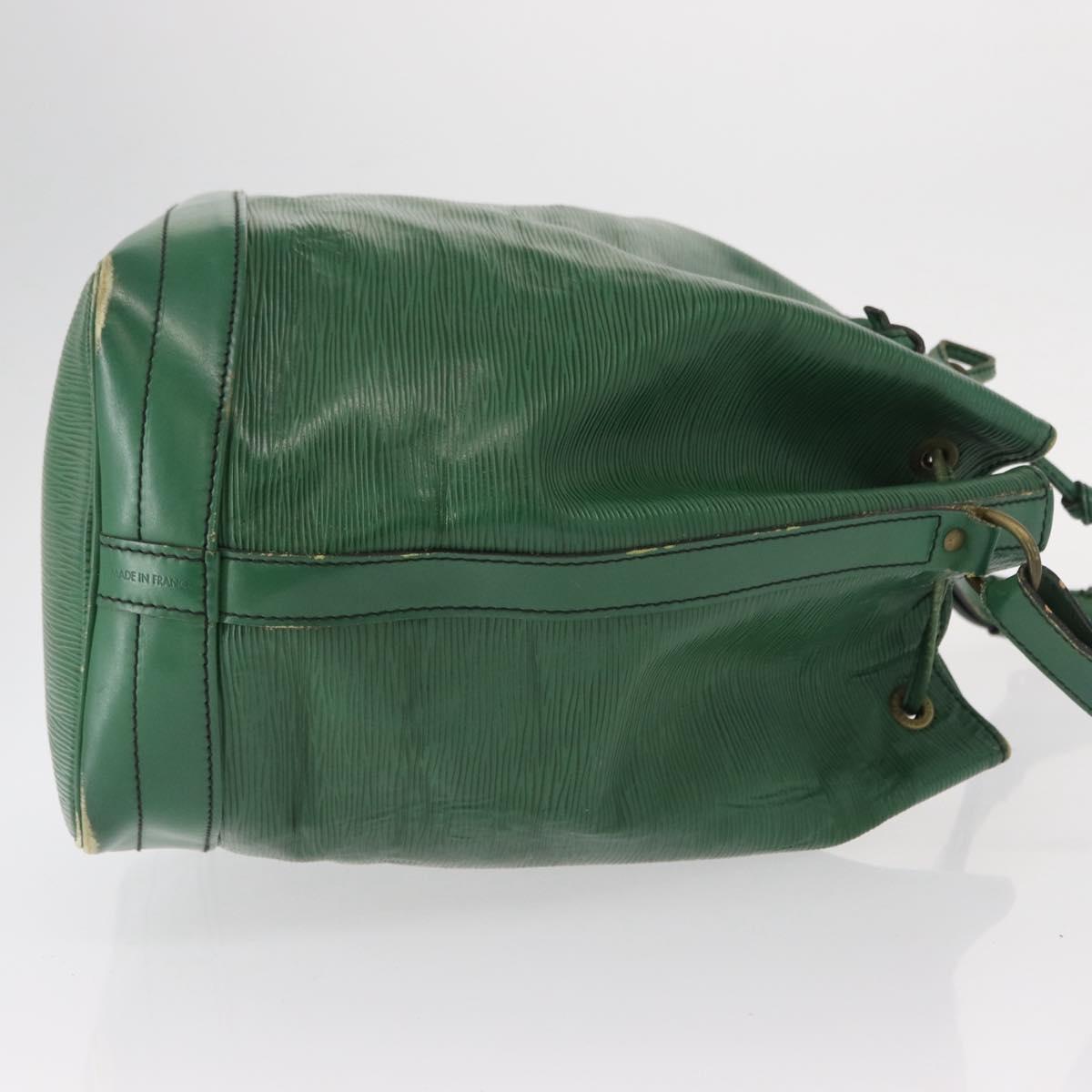 LOUIS VUITTON Epi Noe Shoulder Bag Green M44004 LV Auth 154171