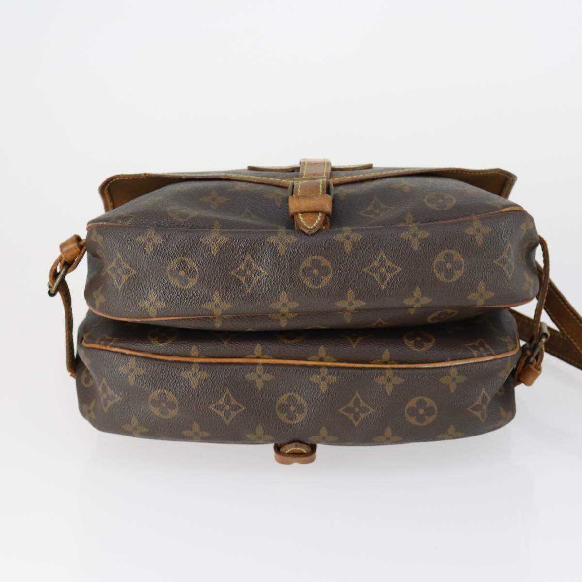 LOUIS VUITTON Monogram Saumur 30 Shoulder Bag M42256 LV Auth 154252