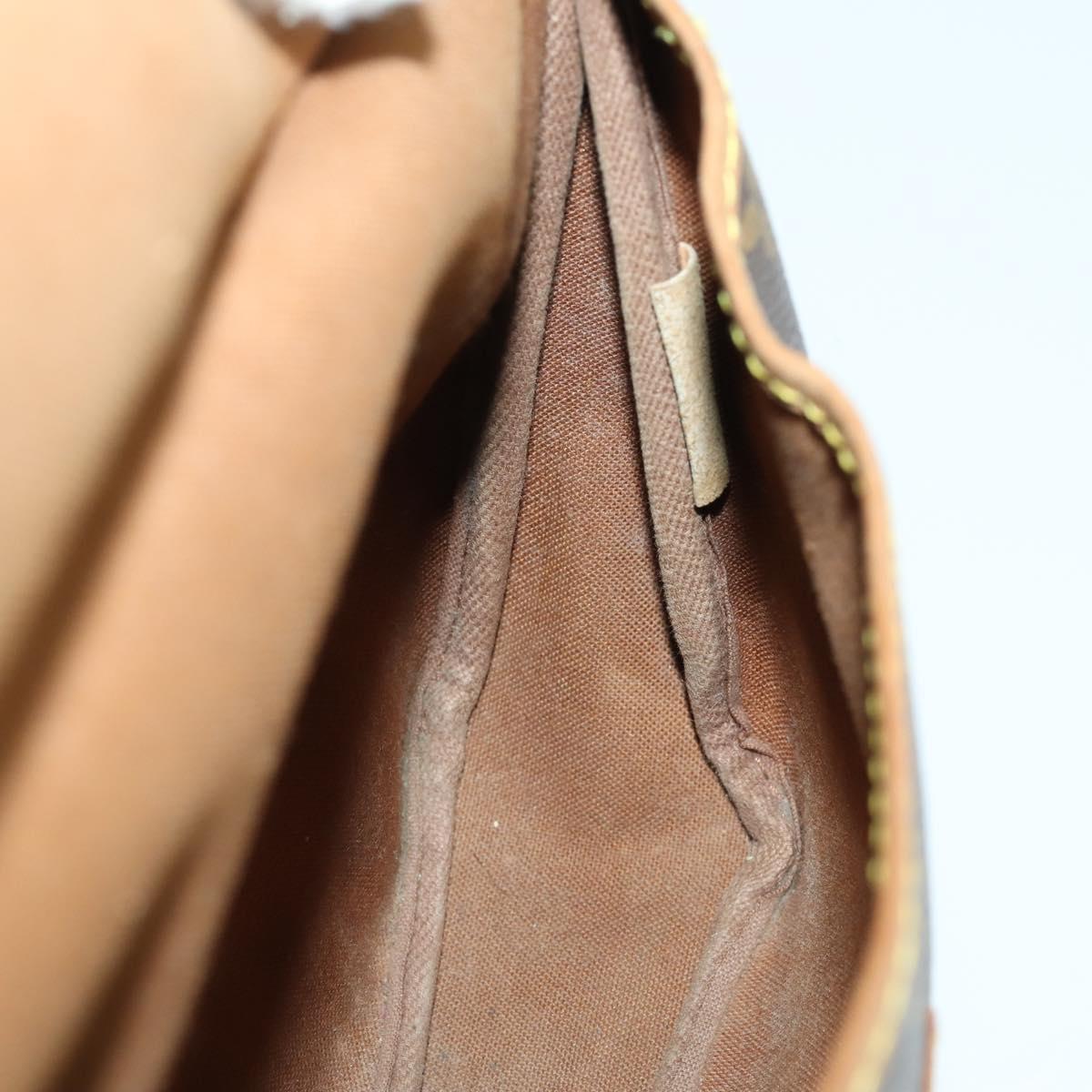 LOUIS VUITTON Monogram Saumur 30 Shoulder Bag M42256 LV Auth 154252