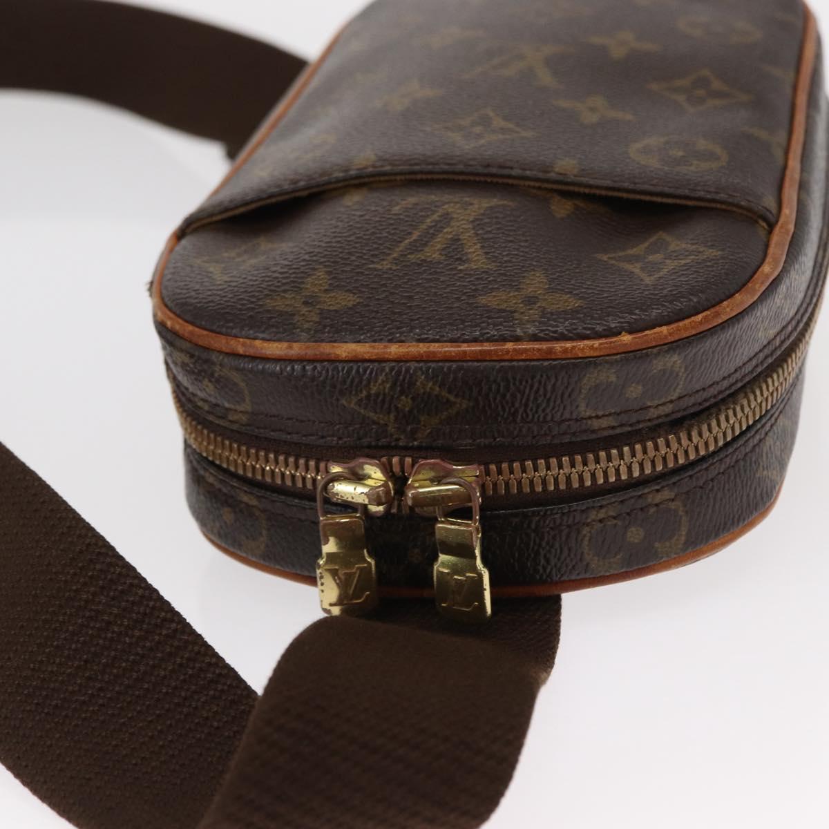 LOUIS VUITTON Monogram Pochette Gange Shoulder Bag M51870 LV Auth 154356