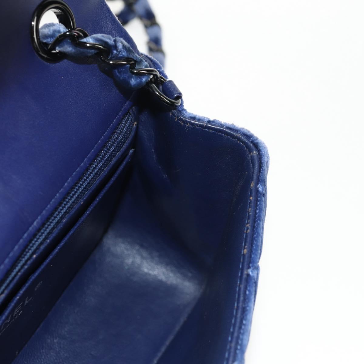 CHANEL Matelasse 20 Chain Shoulder Bag Velor Navy CC Auth 154631V