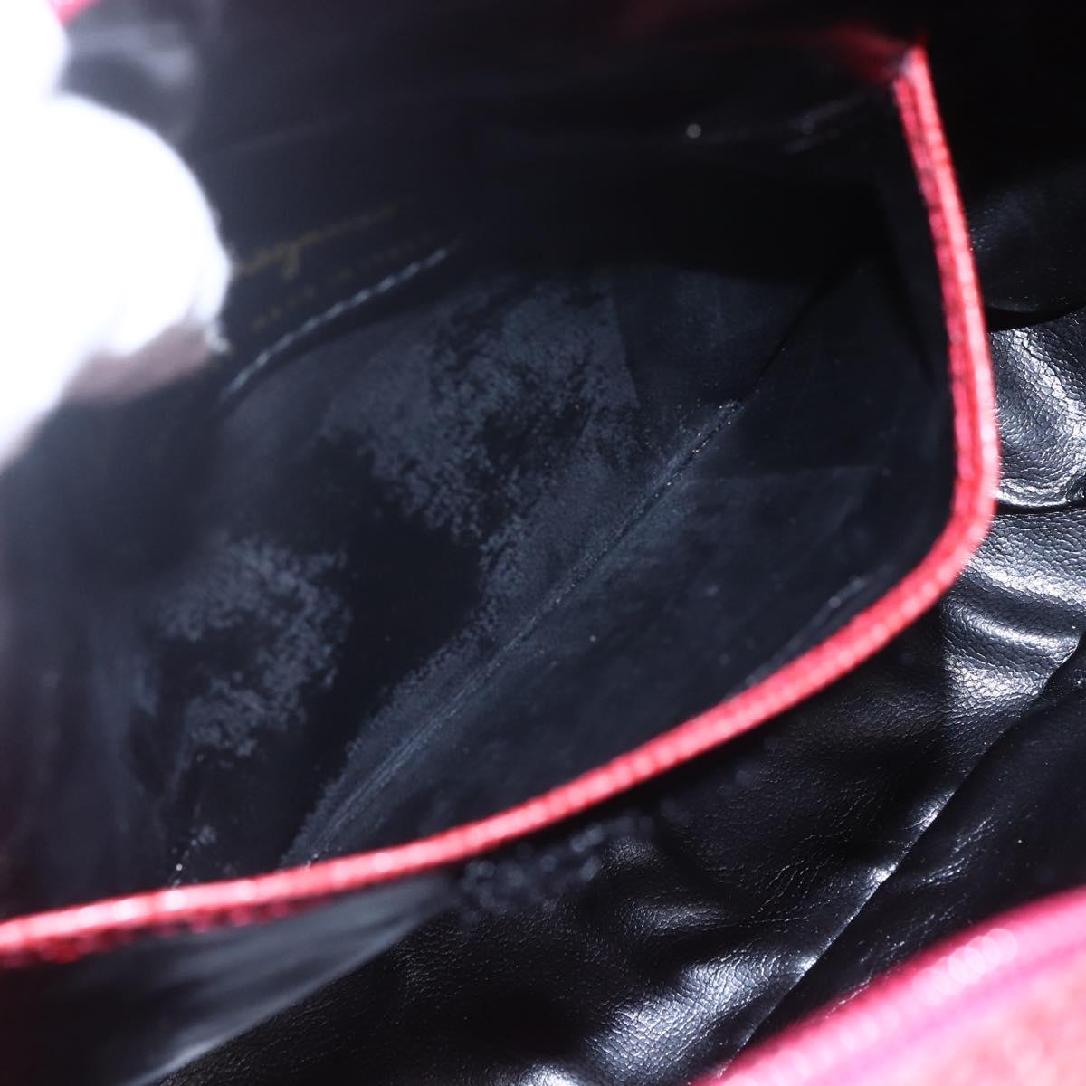 Salvatore Ferragamo Vala Shoulder Bag Leather Red Gold Auth 154677