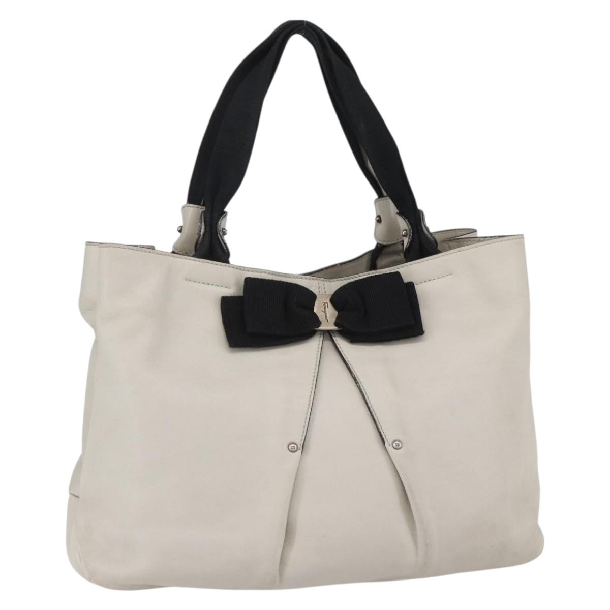 Salvatore Ferragamo Vala Hand Bag Leather Ivory Auth 154681