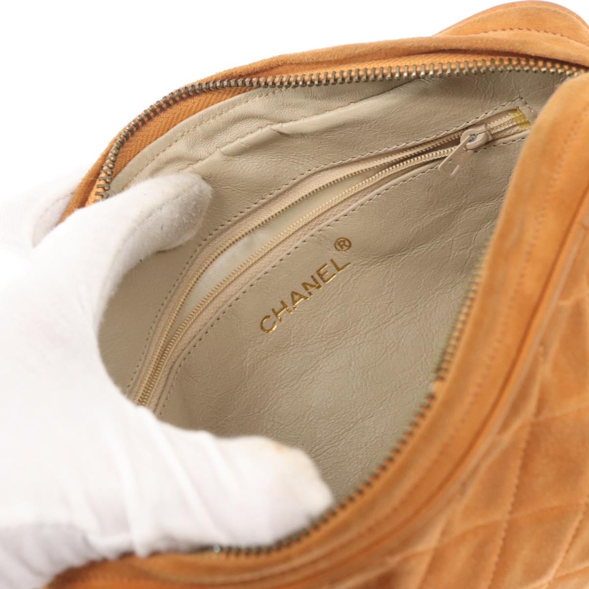 CHANEL Matelasse Chain Shoulder Bag Suede Beige gold CC Auth 154770