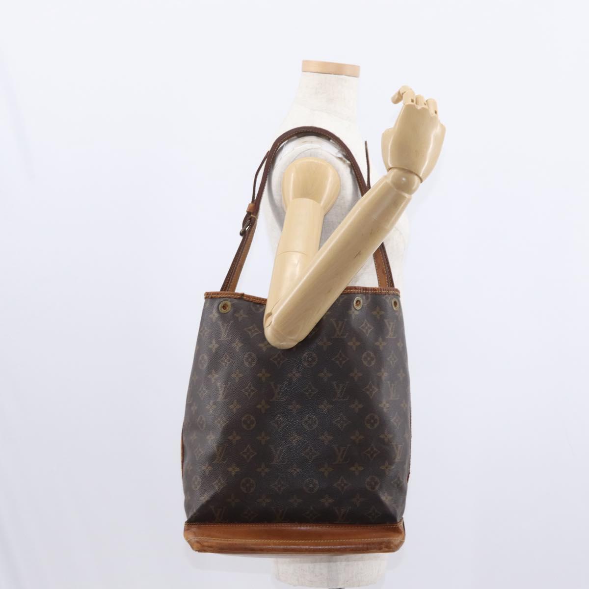 LOUIS VUITTON Monogram Noe Shoulder Bag M42224 LV Auth 154785