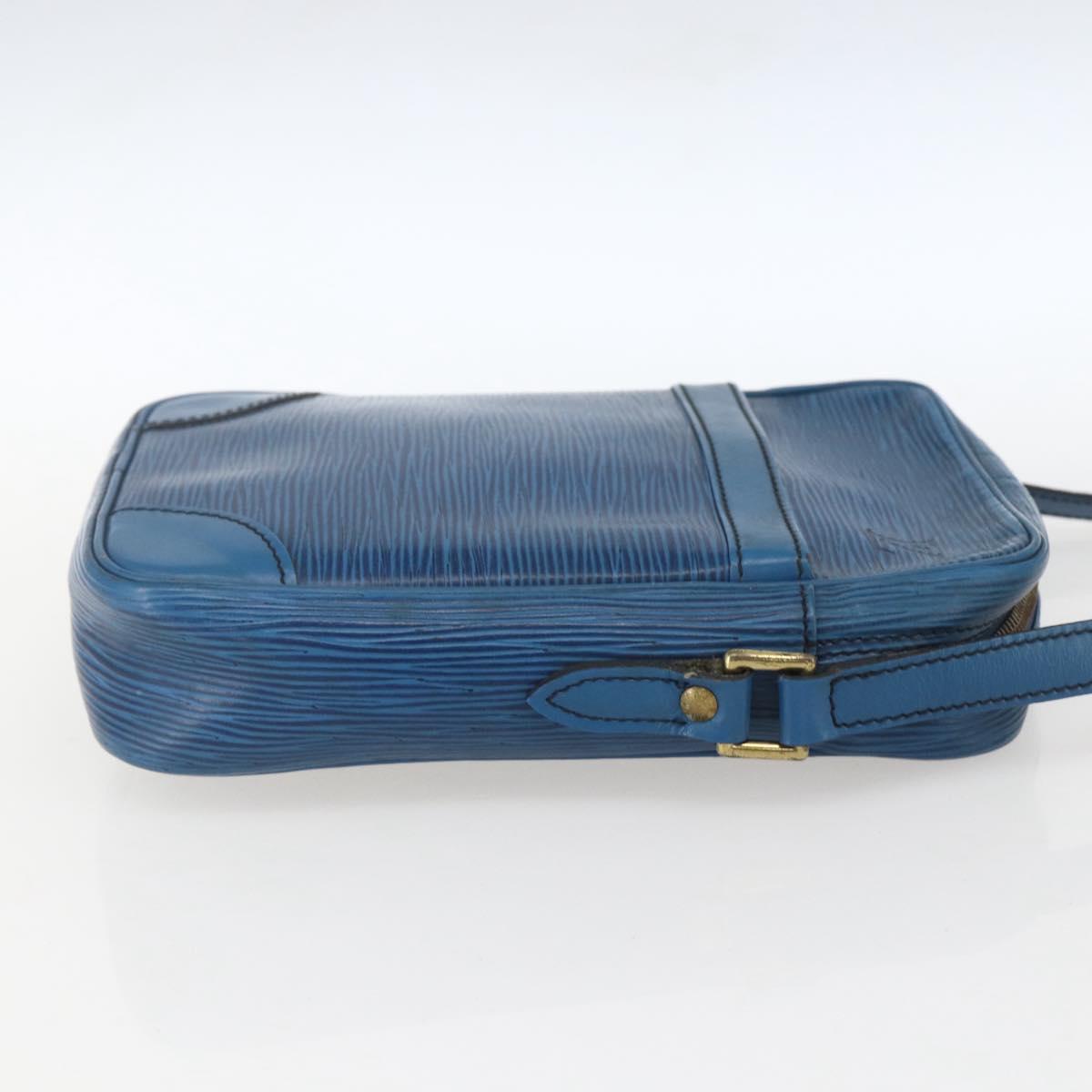 LOUIS VUITTON Epi Danube Shoulder Bag Blue M45635 LV Auth 154824