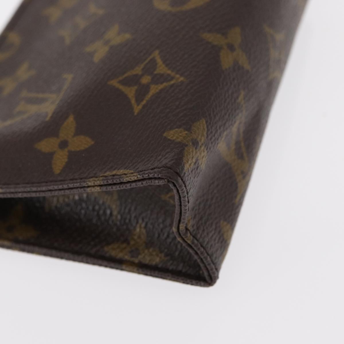 LOUIS VUITTON Monogram Poche Toilette 15 Pouch M47546 LV Auth 154877