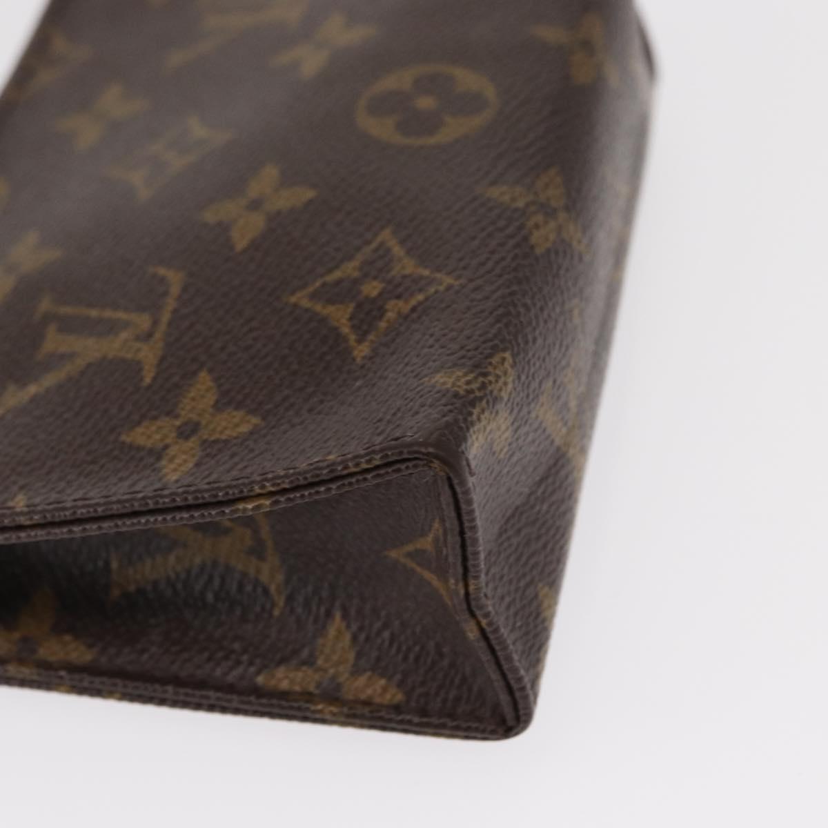 LOUIS VUITTON Monogram Poche Toilette 15 Pouch M47546 LV Auth 154878