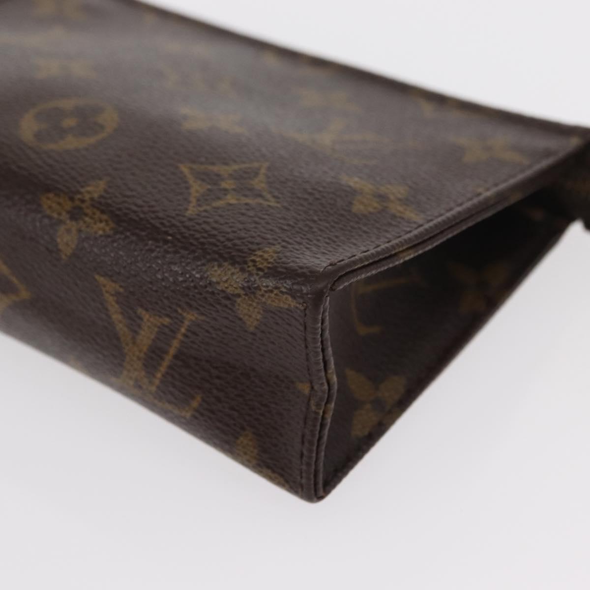 LOUIS VUITTON Monogram Poche Toilette 15 Pouch M47546 LV Auth 154878