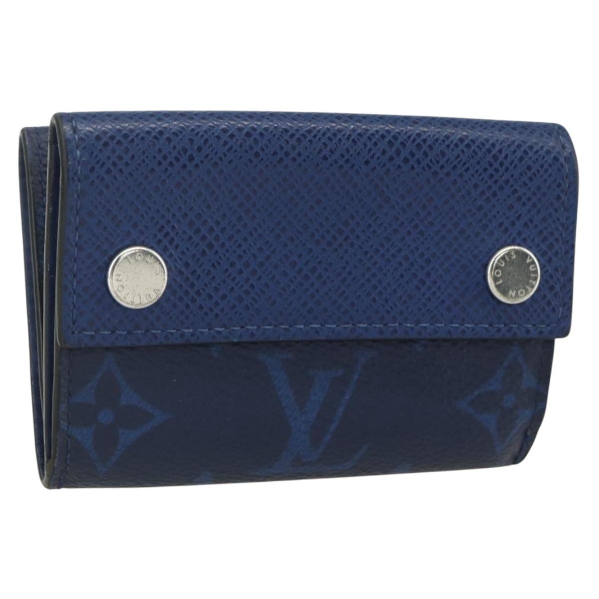 LOUIS VUITTON Tiger Lama Monogram Discovery Compact Wallet M67620 LV Auth 154953